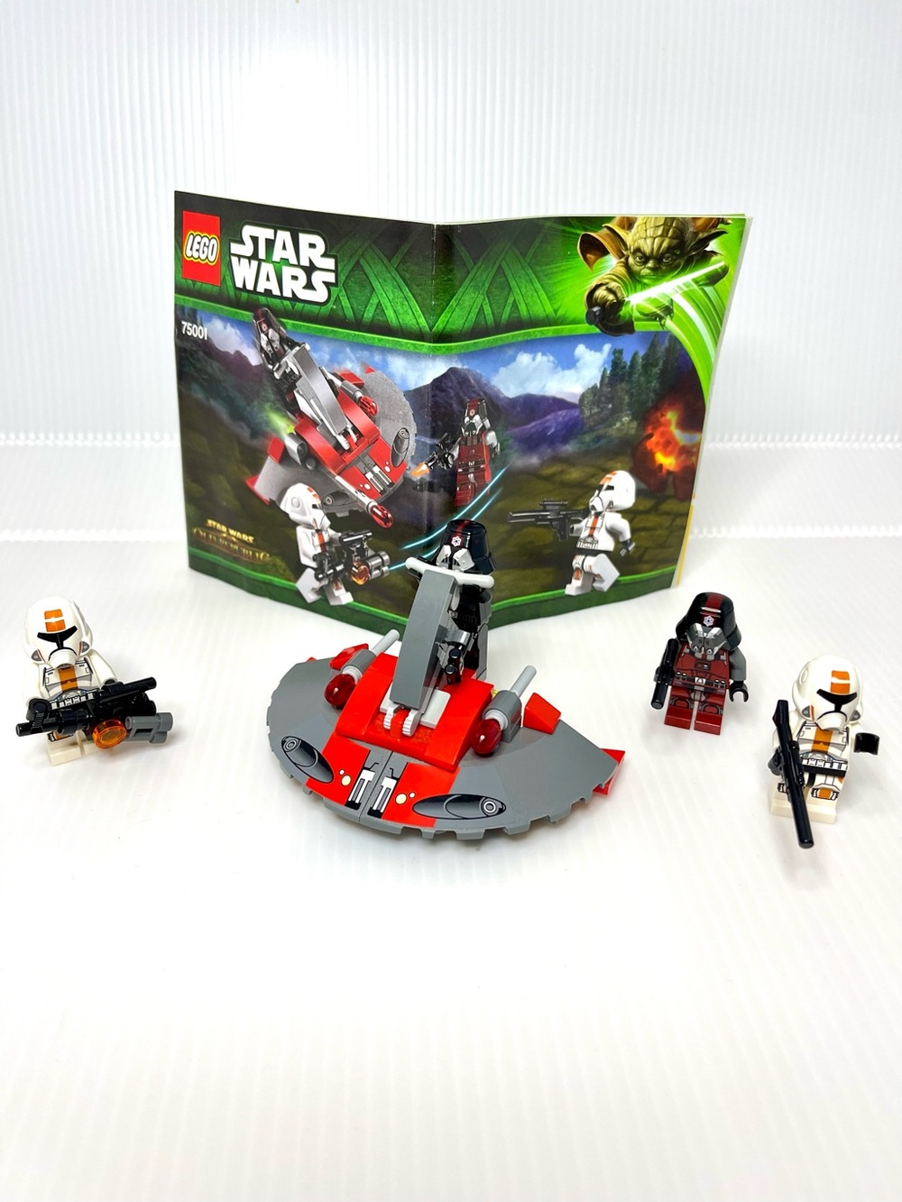 LEGO Star Wars: Republic Troopers Vs. Sith Troopers Set (75001) Complete